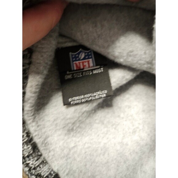 Cincinnati Bengals Beanie Pom Pom Hat - Picture 5 of 6